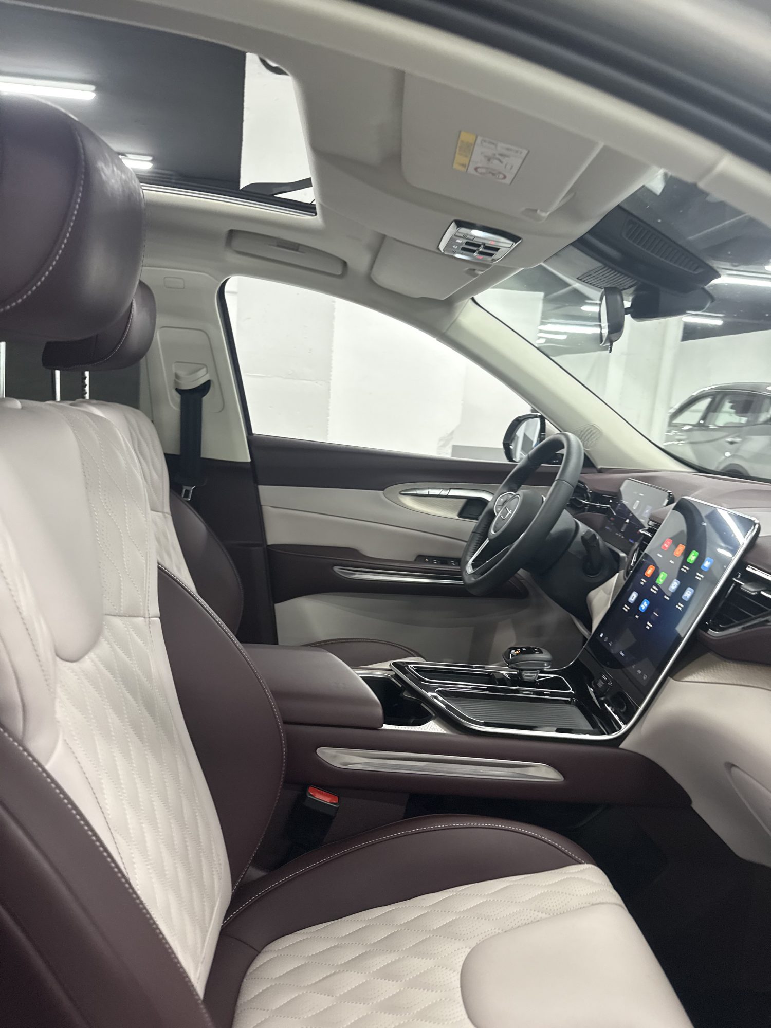 BESTUNE T90 2.0 TGDi 250cv PREMIUM AUT GRIS ARENA BESTUNE T90 2.0 TGDi 250cv PREMIUM AUT GRIS ARENA