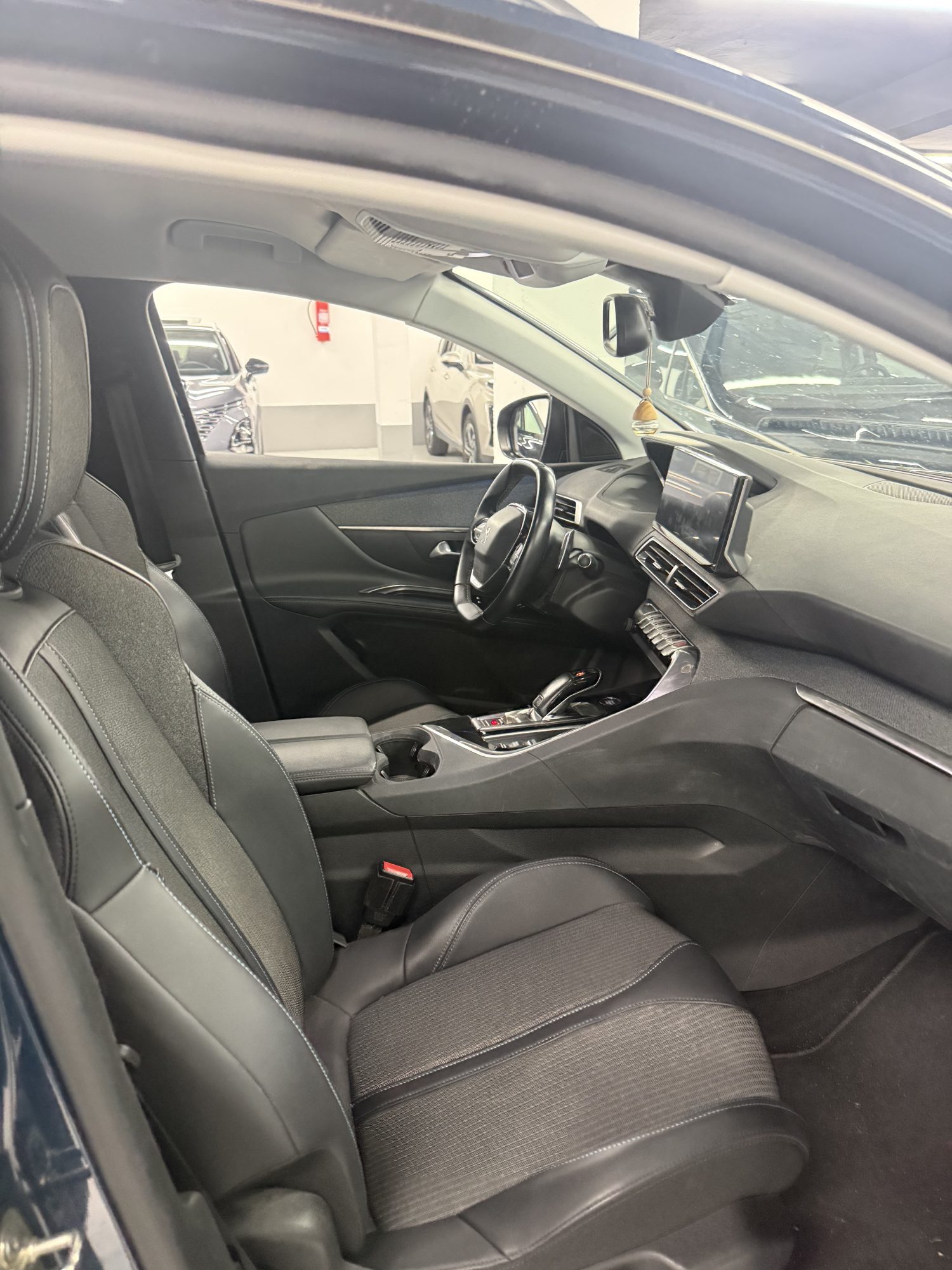 Interior Peugeot 5008 Asientos de Gran Confort
