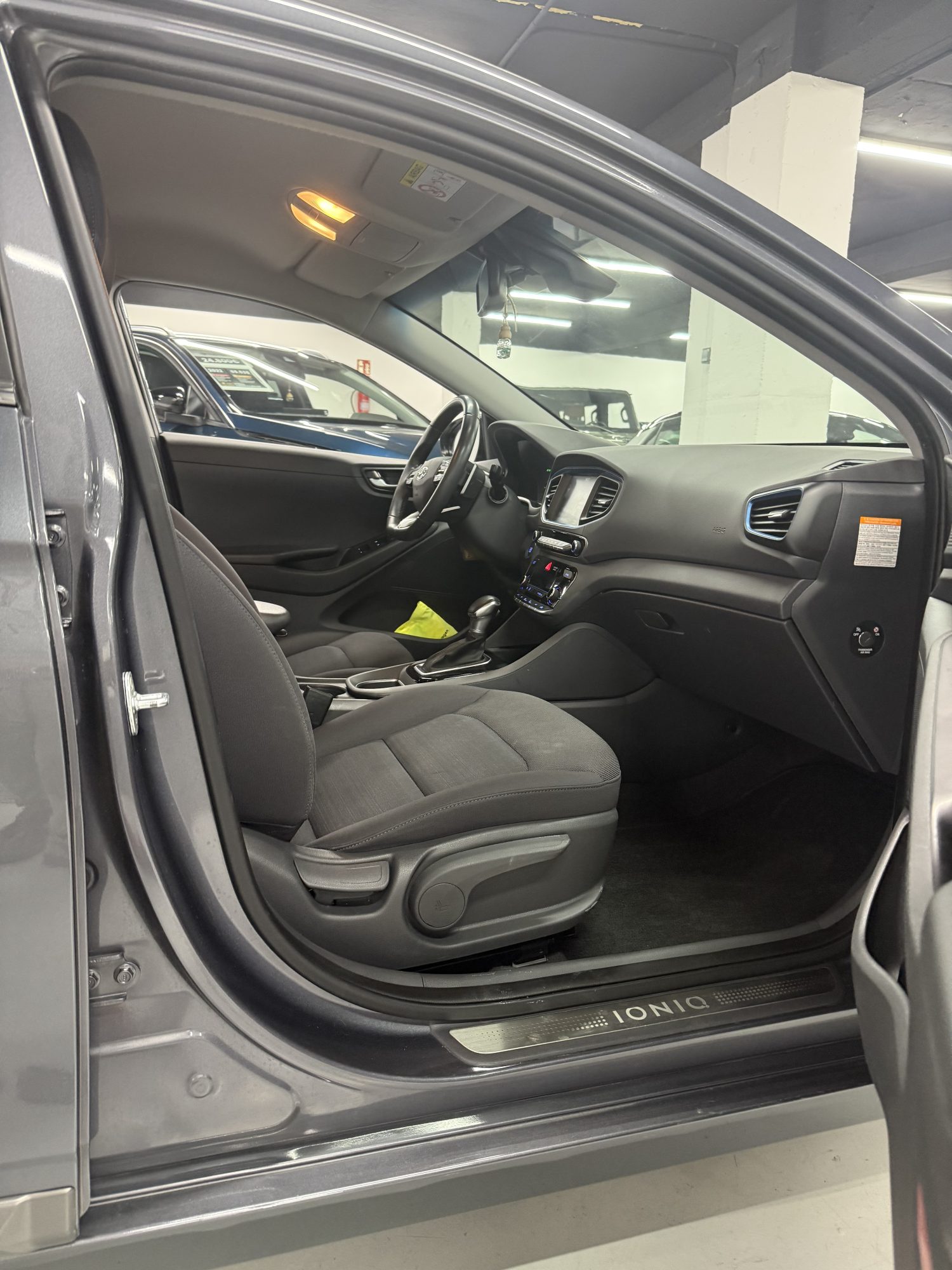 Hyundai Ioniq 1.6 HEV 141CV Tecno Gris (2018) en Zaragoza – SZ Motor