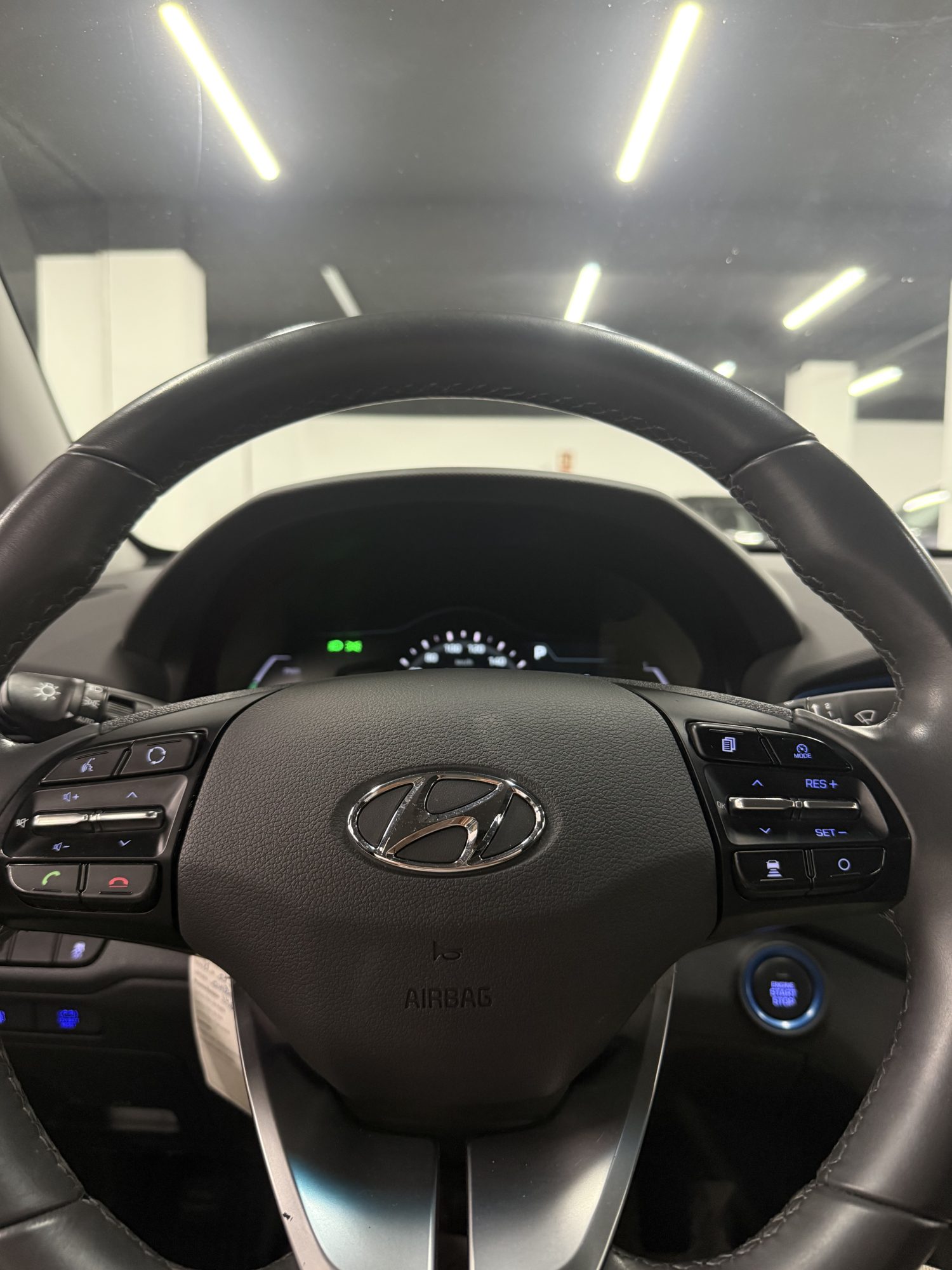 Hyundai Ioniq 1.6 HEV 141CV Tecno Gris (2018) en Zaragoza – SZ Motor