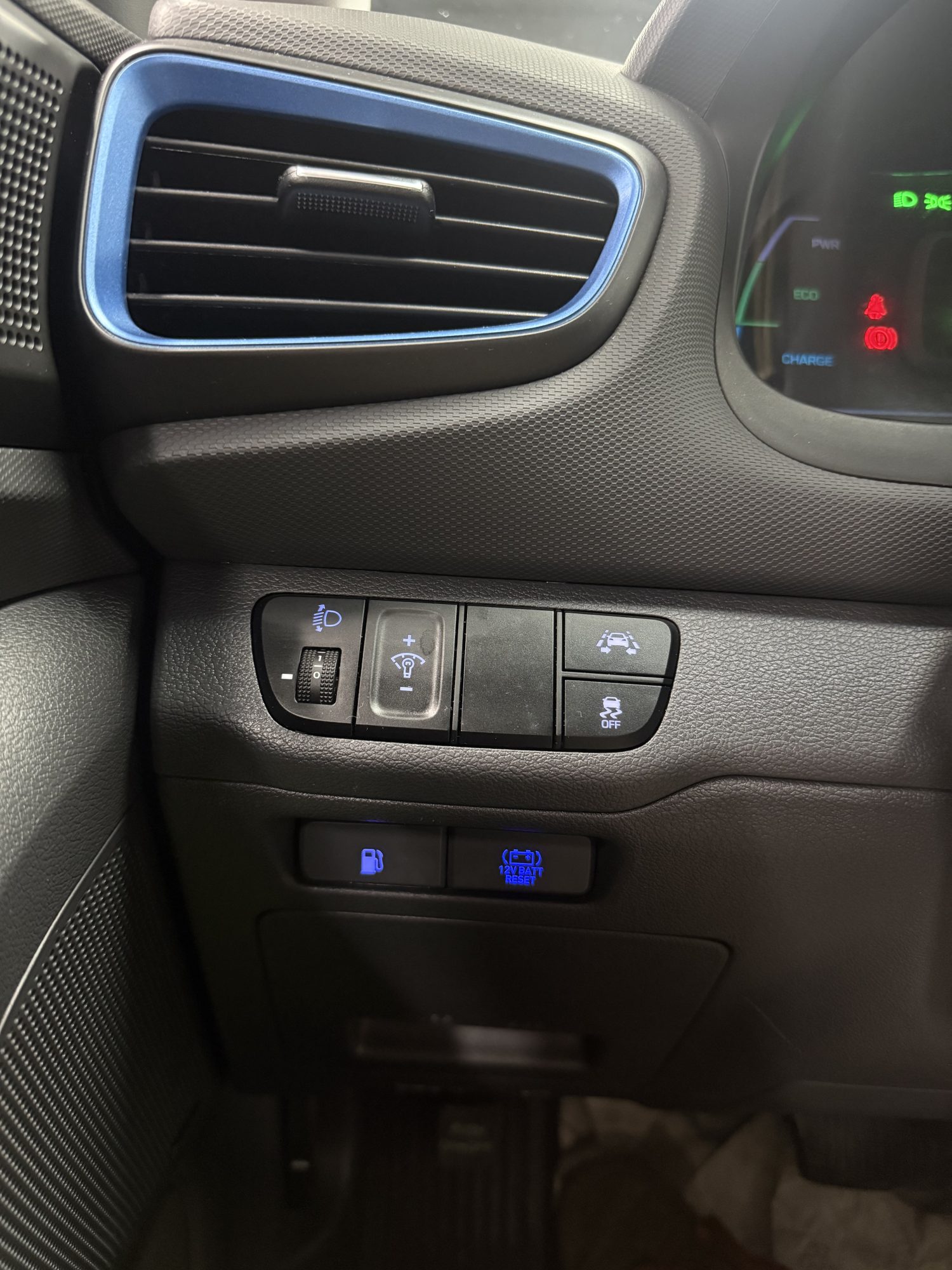 Hyundai Ioniq 1.6 HEV 141CV Tecno Gris (2018) en Zaragoza – SZ Motor