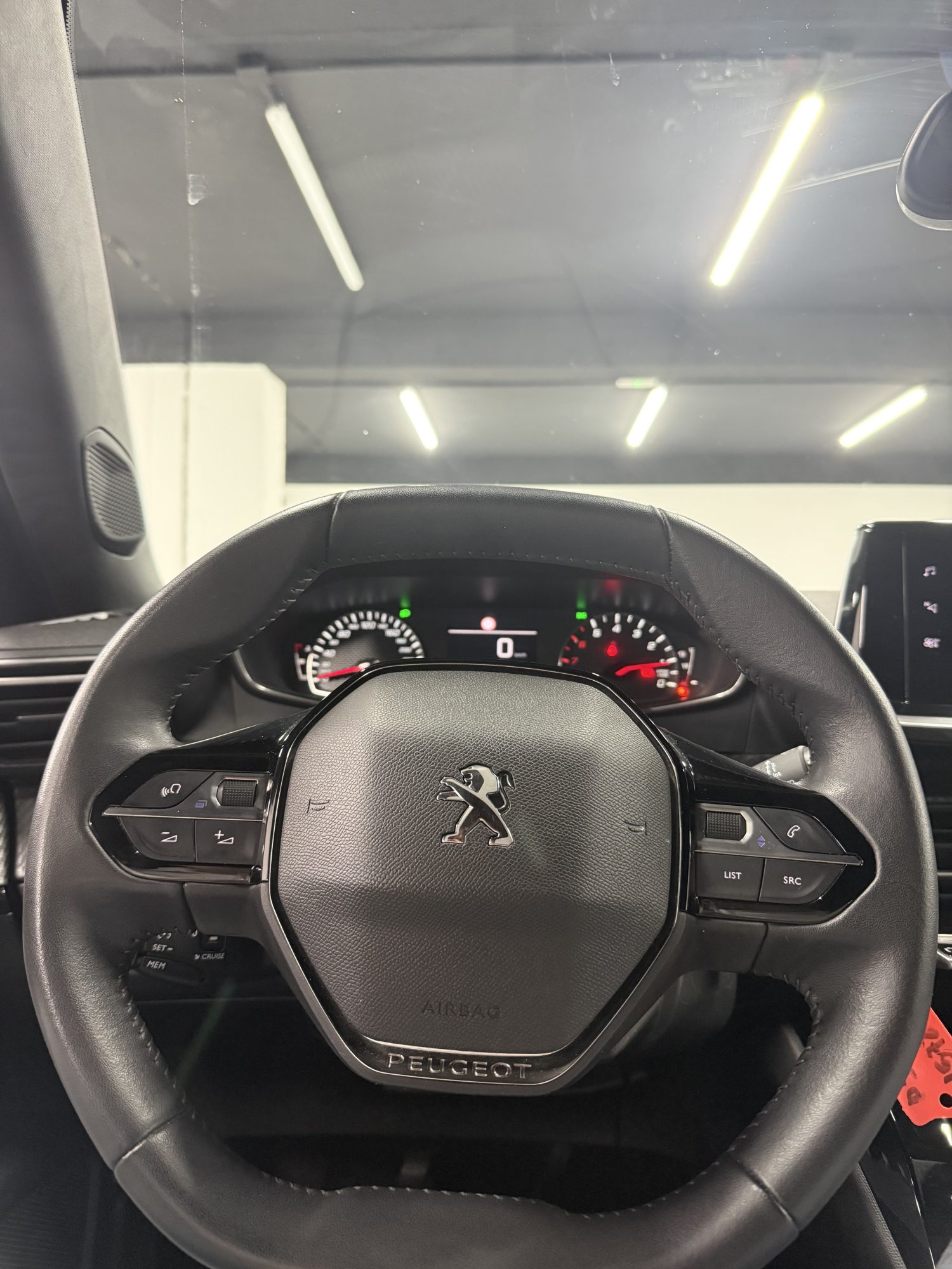 Peugeot 2008 1.2 PureTech 100CV Allure Negro (2023) en Zaragoza – SZ Motor Peugeot 2008 1.2 PureTech 100CV Allure Negro (2023) en Zaragoza – SZ Motor
