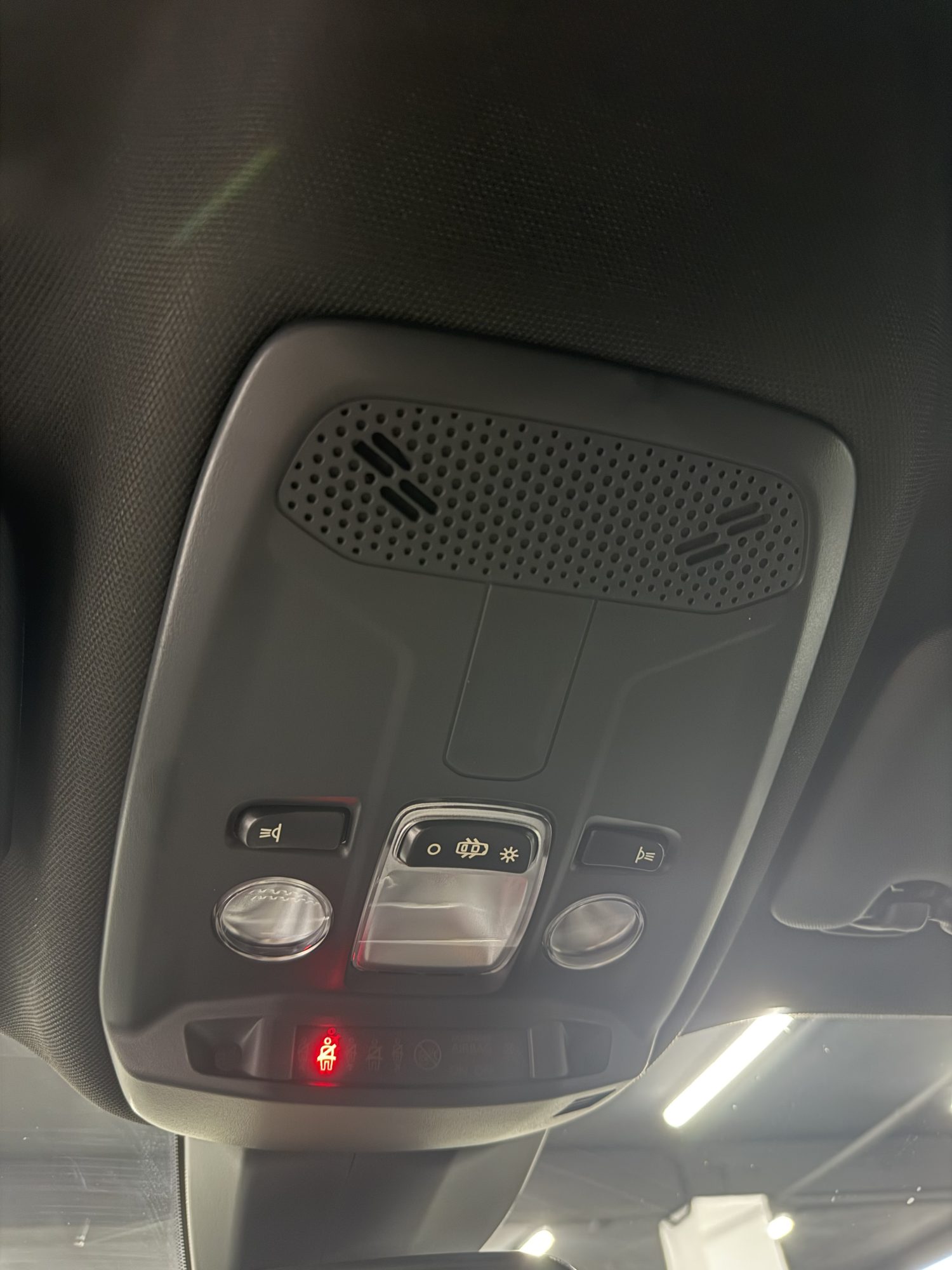 Peugeot 2008 1.2 PureTech 100CV Allure Negro (2023) en Zaragoza – SZ Motor Peugeot 2008 1.2 PureTech 100CV Allure Negro (2023) en Zaragoza – SZ Motor