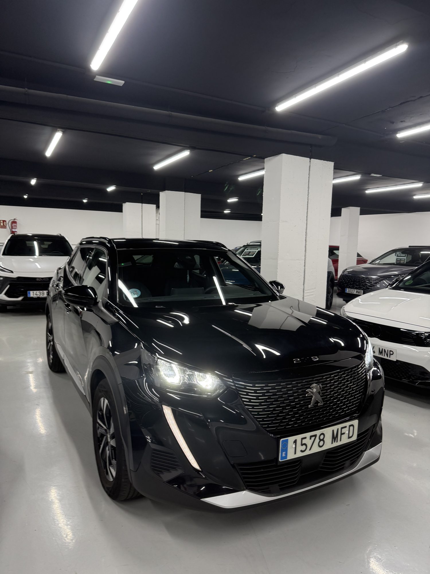 Peugeot 2008 1.2 PureTech 100CV Allure Negro (2023) en Zaragoza – SZ Motor Peugeot 2008 1.2 PureTech 100CV Allure Negro (2023) en Zaragoza – SZ Motor