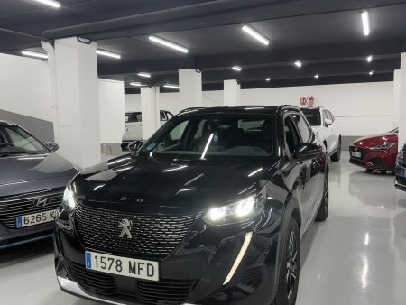 Peugeot 2008 1.2 PureTech 100CV Allure Negro (2023) en Zaragoza – SZ Motor